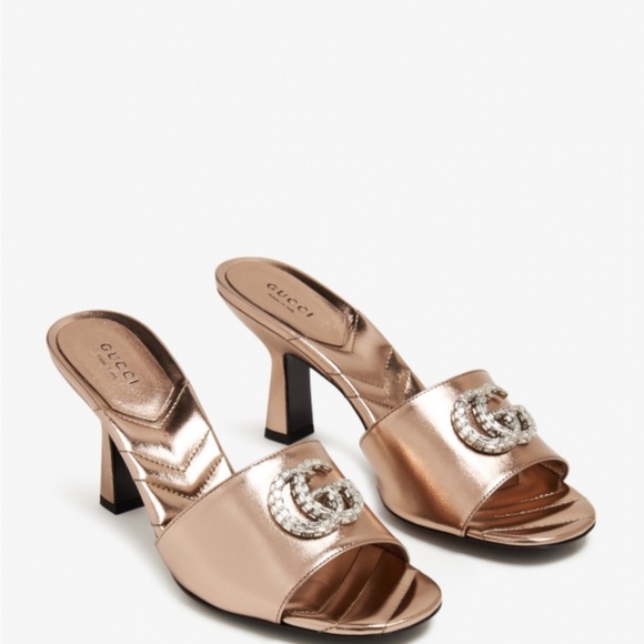 LIKE NEW! Gucci metallic gold sandals, size 39.5. - Picture 7 of 8